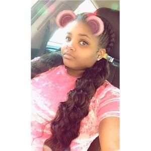 Meet your Posher, Ashley